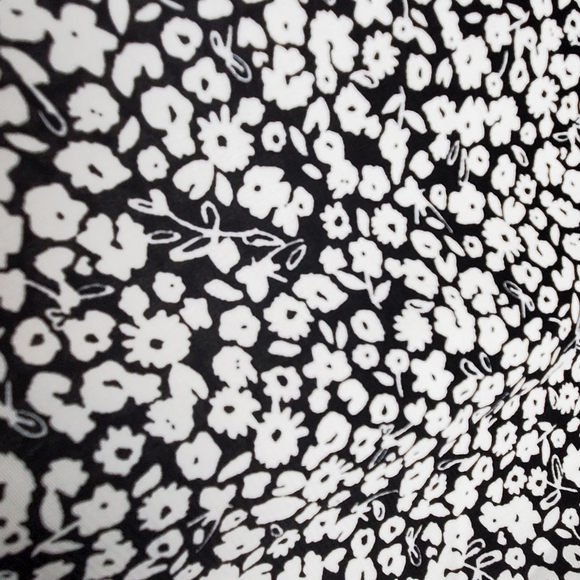 Women's Catherine's 4X 30/32W Black White Floral Tunic Button Up 3/4 Sleeve New - Picture 14 of 16